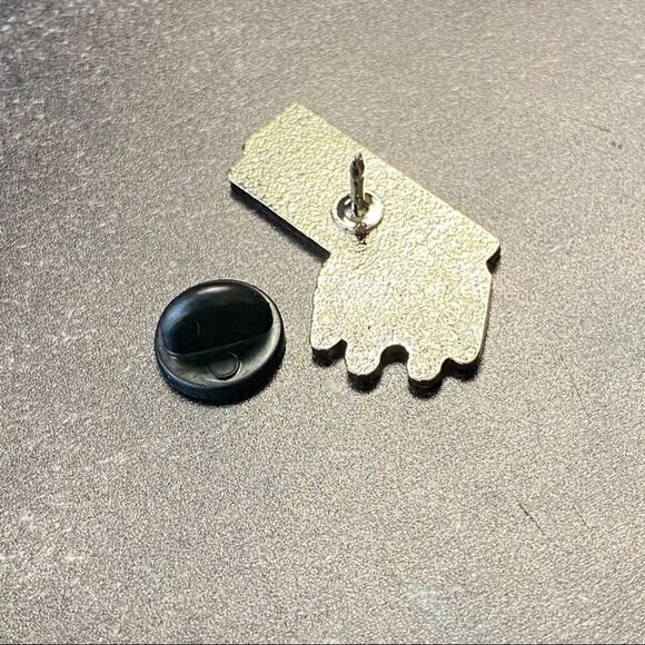 It Was All A Dream Enamel Pin/ Brooch Lapel - Picture 4 of 6